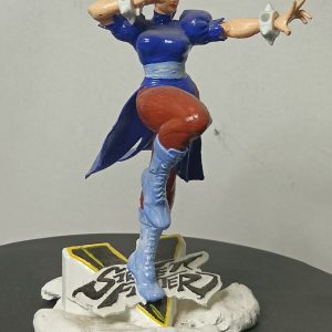 CHUN LEE