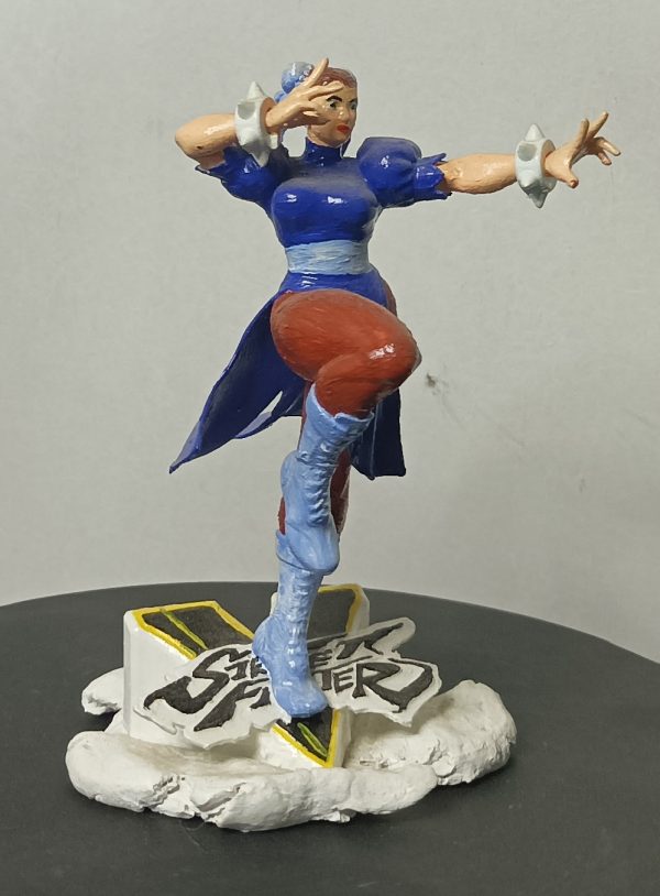 CHUN LEE
