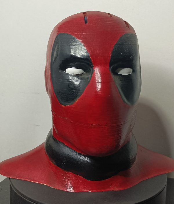 DEADPOOL PORTA CHUCHILLOS